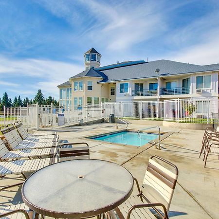 Spacious Garden City Townhome With Lake Views! Esterno foto